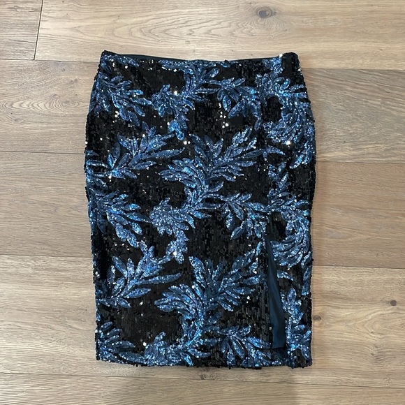 Boohoo Plus Sz Melissa Floral Sequin Thigh Split Midi Skirt Black/Navy Sz 14 US - Picture 2 of 9